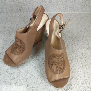 Coach Jade Tumbled‎ Tan Leather Wedge Size 7.5 B Wooden Wedge Open Toe Slingback